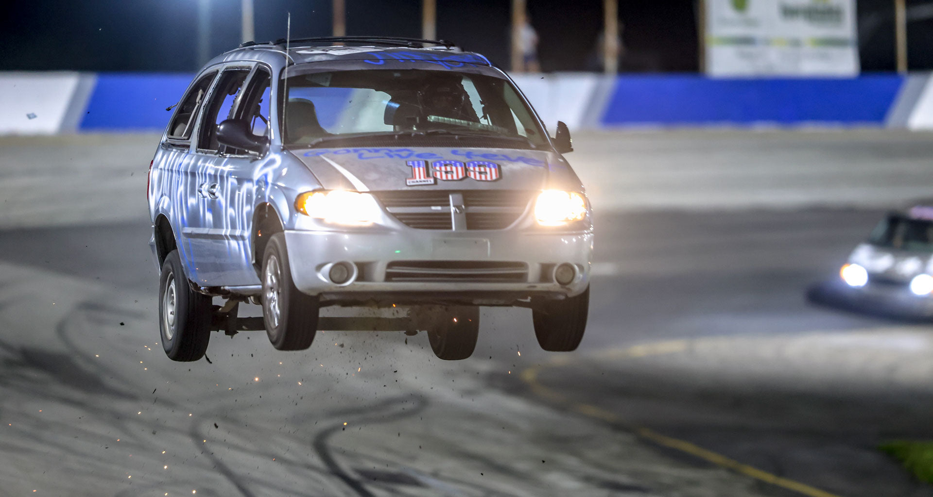 What Is Van Prix? Inside Minivan Racing With Jumps